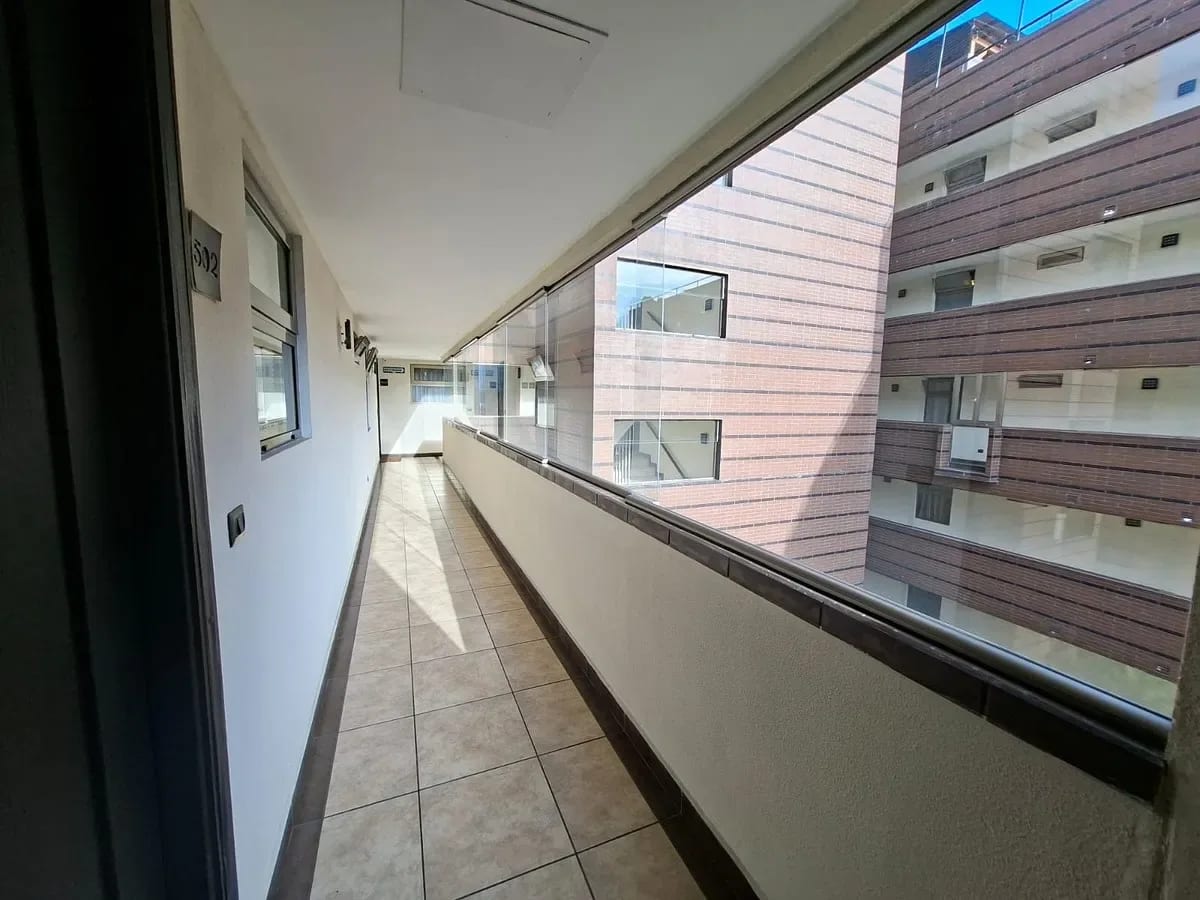 Apartamento con balcón | Jardines de Las Charcas | Zona 11 - en Venta — Apartamento en Venta en Jardines de Las Charcas, Zona 11, Guatemala, Ciudad — foto 9 de 17