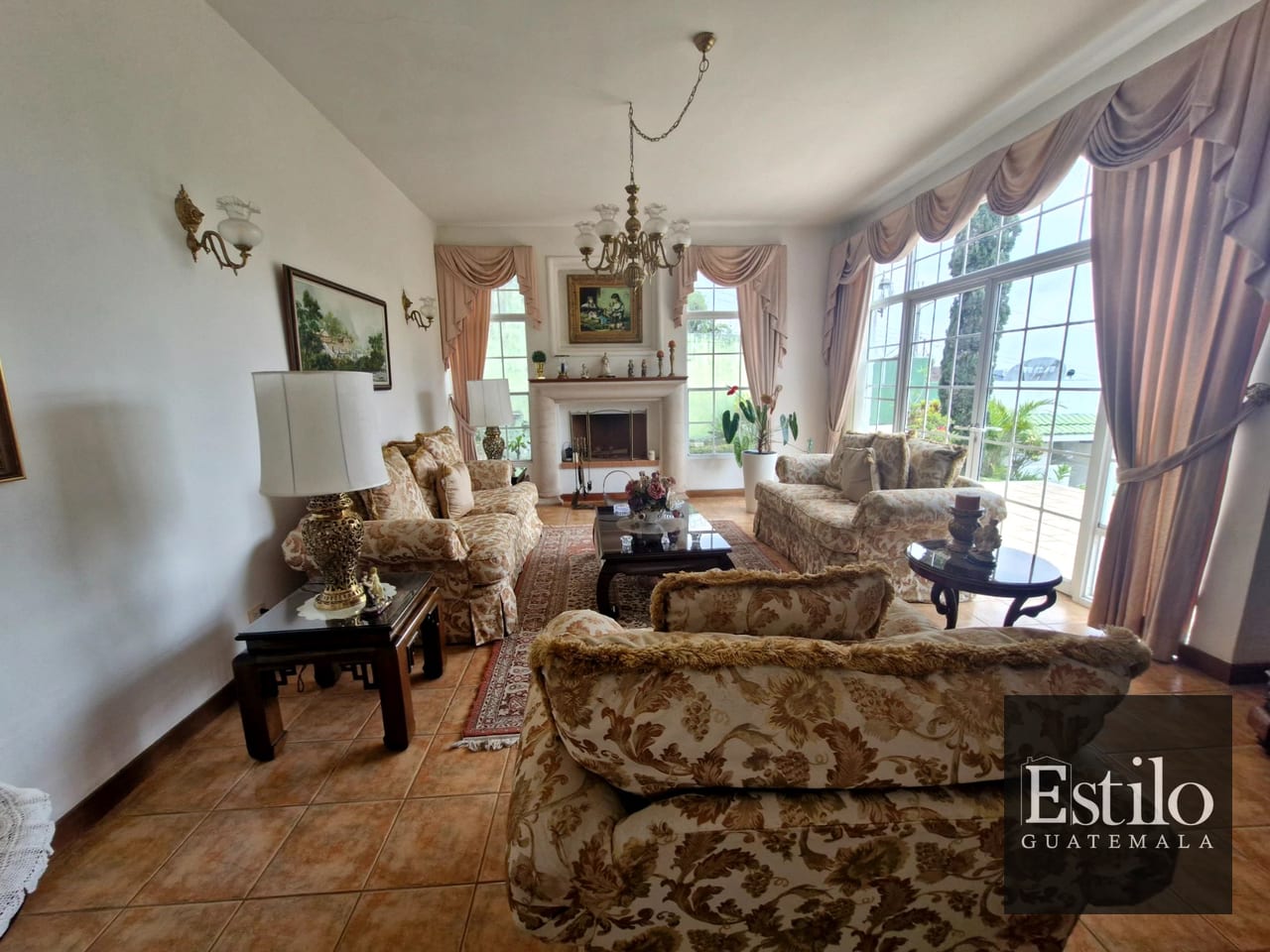 Hermosa y Elegante Casa En las Cumbres — Casa en Venta en Las Cumbres, Zona 16, Guatemala, Ciudad — foto 7 de 10