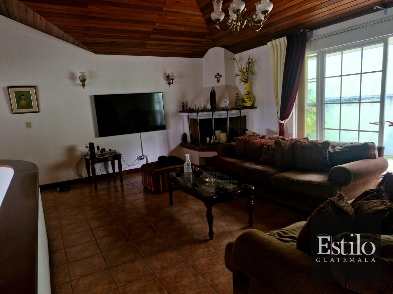 Hermosa y Elegante Casa En las Cumbres — Casa en Venta en Las Cumbres, Zona 16, Guatemala, Ciudad — foto 5 de 10