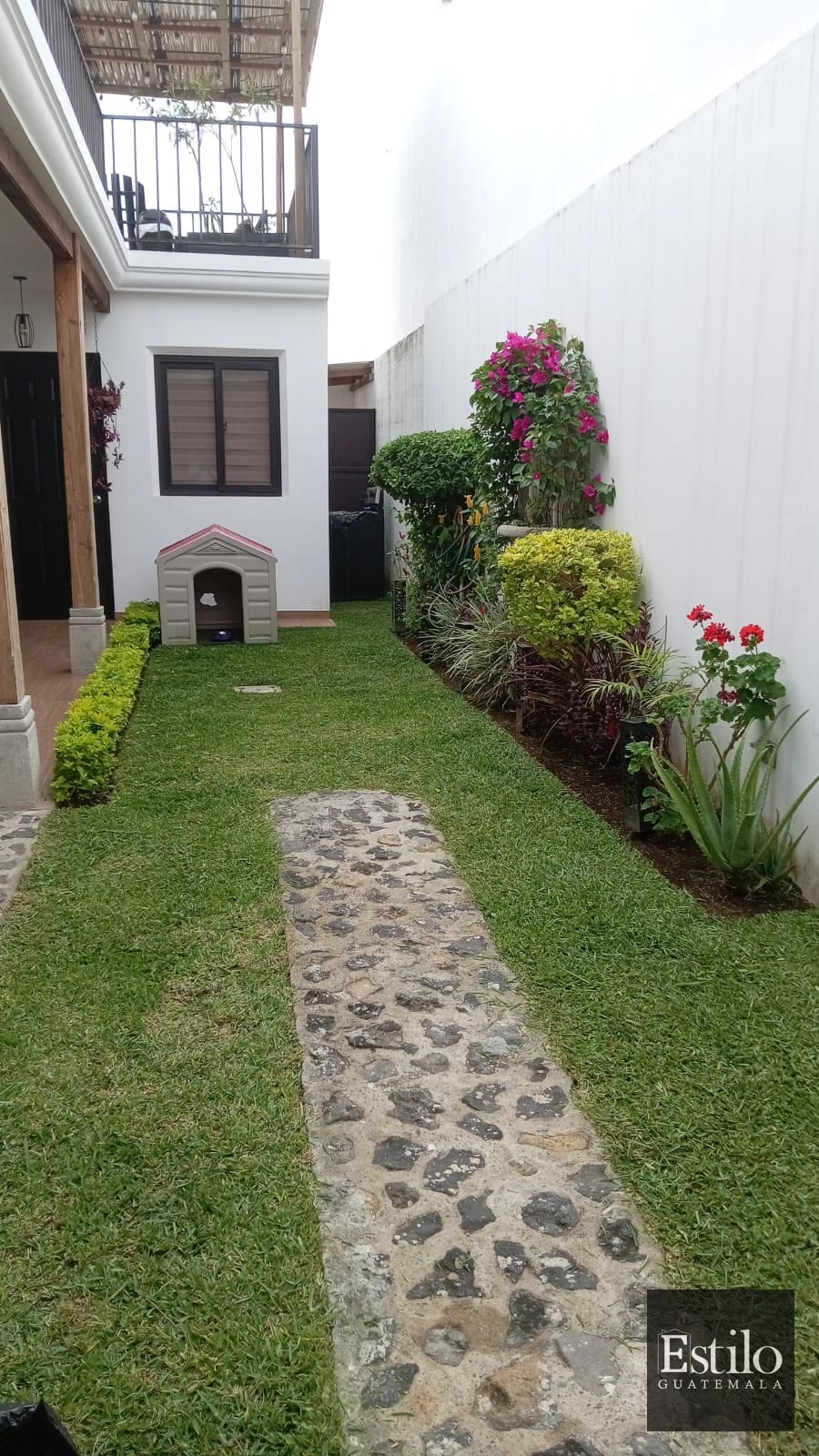 Preciosa Casa con Muebles en Antigua Guatemala — Casa en Venta en Antigua, Sacatepéquez — foto 5 de 16