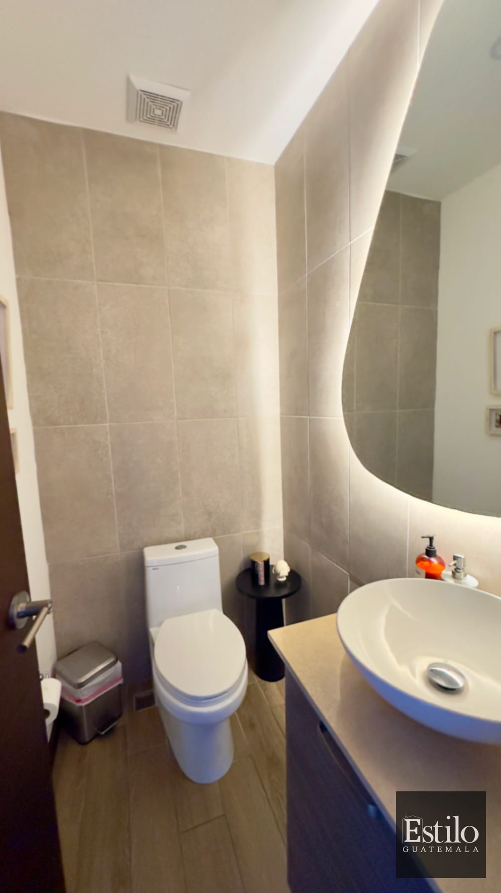 Hermoso Apartamento en Venta KM 14.1 CAES — Apartamento en Venta en Carretera a El Salvador, Guatemala, Ciudad — foto 3 de 14