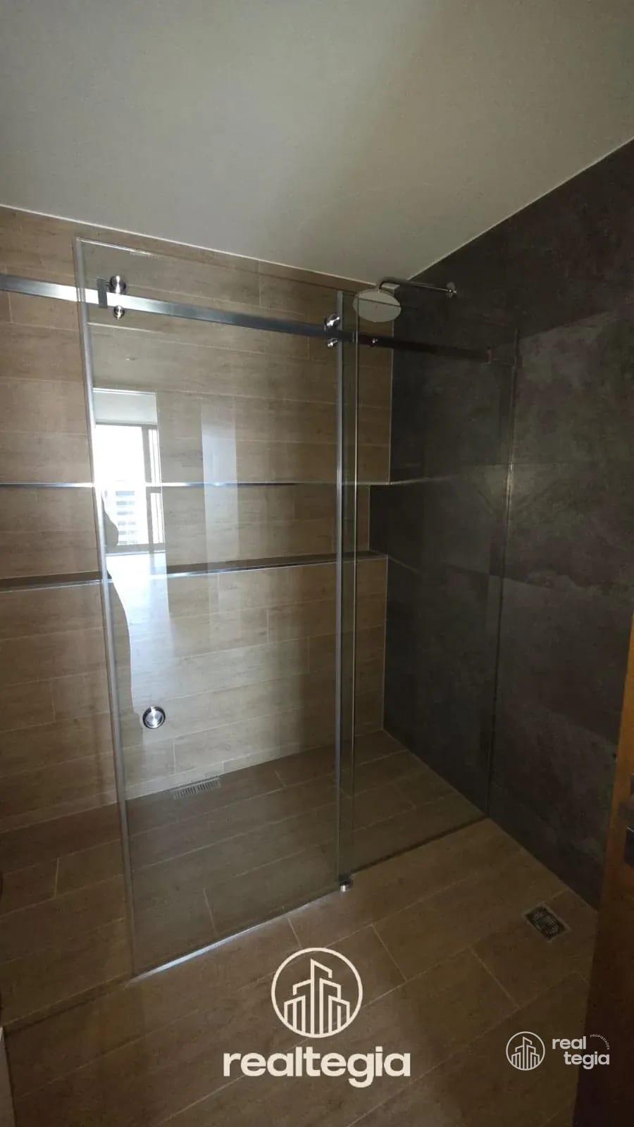 Apartamento en Gaura Zona 15 — Apartamento en Alquiler en Zona 15, Guatemala, Ciudad — foto 16 de 17