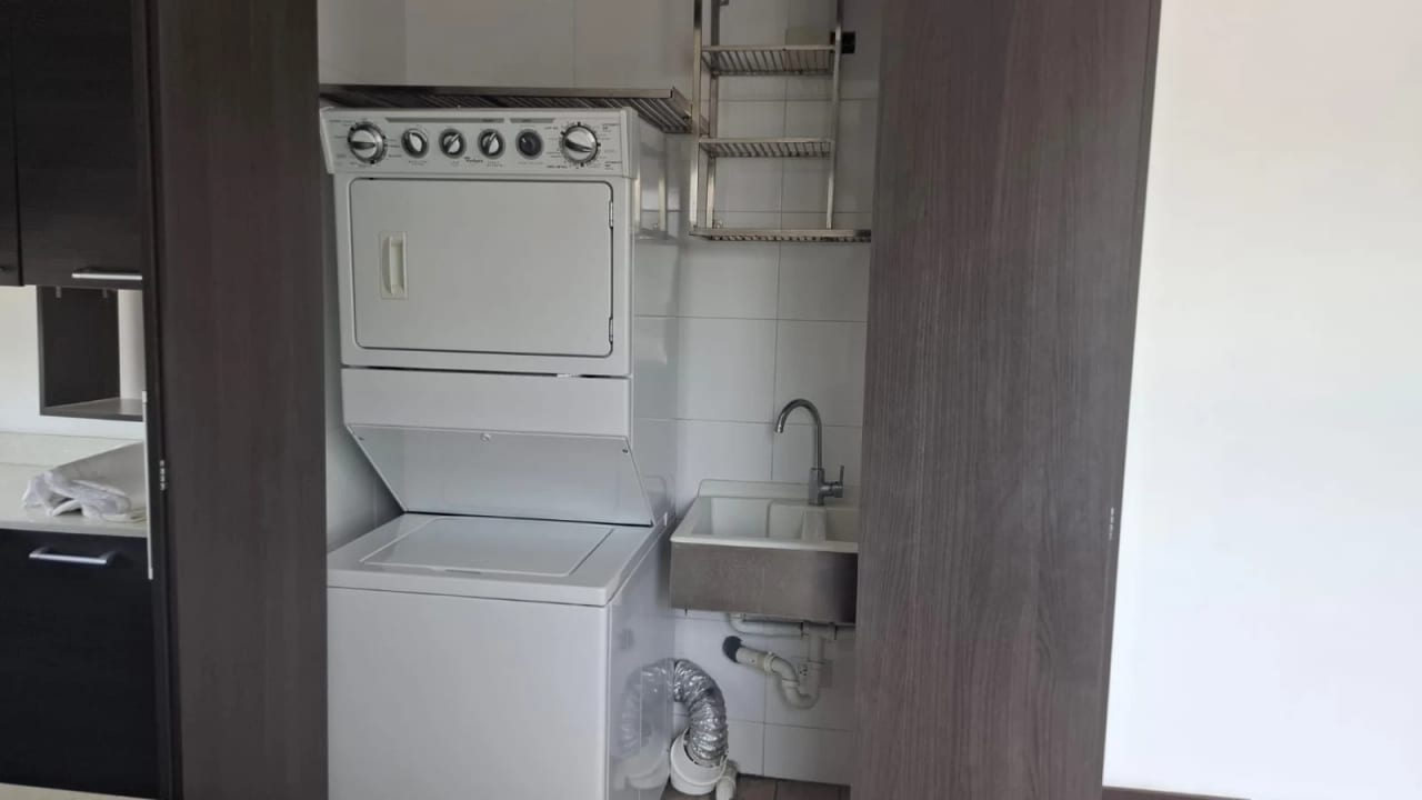 Apartamento en Venta Zona 10 cod.DA36497 — Apartamento en Venta en Zona 10, Guatemala, Ciudad — foto 9 de 13