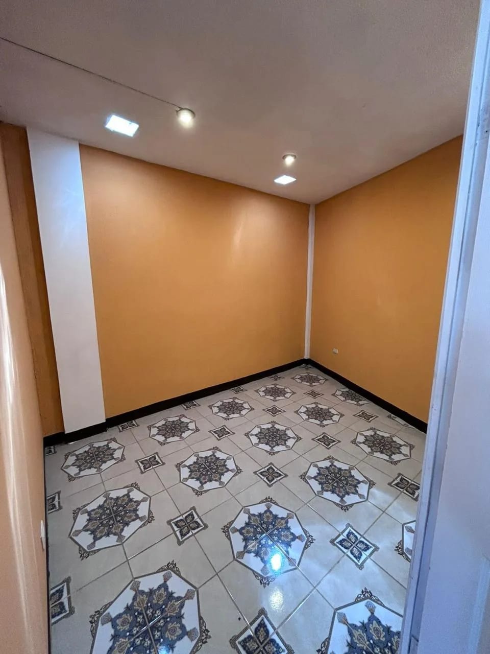 Venta de casa en San Lucas Sacatepequez — Casa en Venta en San Lucas Sacatepéquez, Sacatepéquez — foto 12 de 17