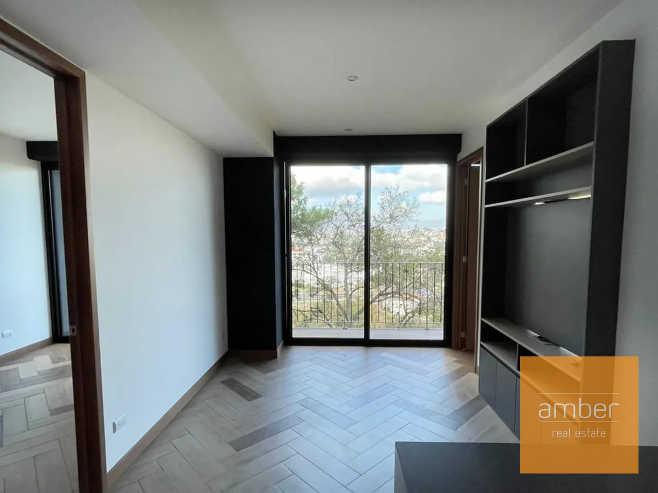 Apartamento en Vilabosque, Kanajuyú, zona 16 — Apartamento en Alquiler en Zona 16, Guatemala, Ciudad — foto 1 de 5