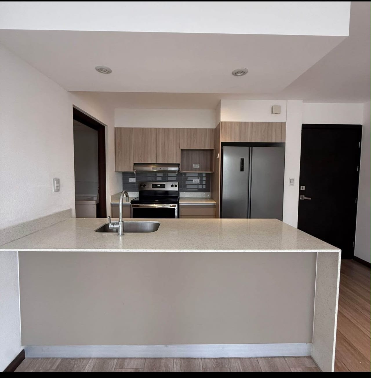 Apartamento con jardin — Apartamento en Alquiler en San Isidro 20/21, Zona 16, Guatemala, Ciudad — foto 11 de 15