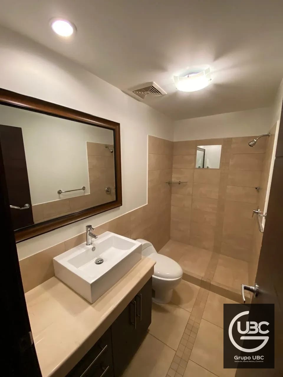 Apartamento en renta en Attica Zona 14 — Apartamento en Alquiler en Attica, Zona 14, Guatemala, Ciudad — foto 10 de 16