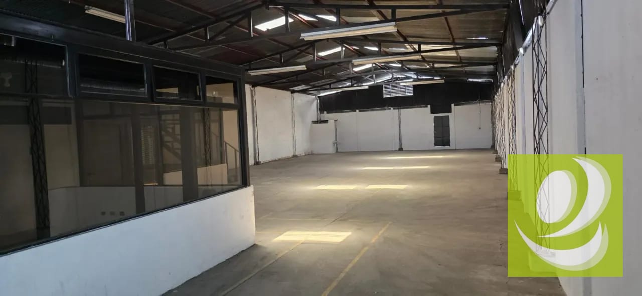 🏢 Bodega en Renta en Zona 11 | Acceso Estratégico por Periférico y Aguilar Batres 🚛📦 — Bodega / Ofibodega en Alquiler en Zona 11, Guatemala, Ciudad — foto 1 de 6