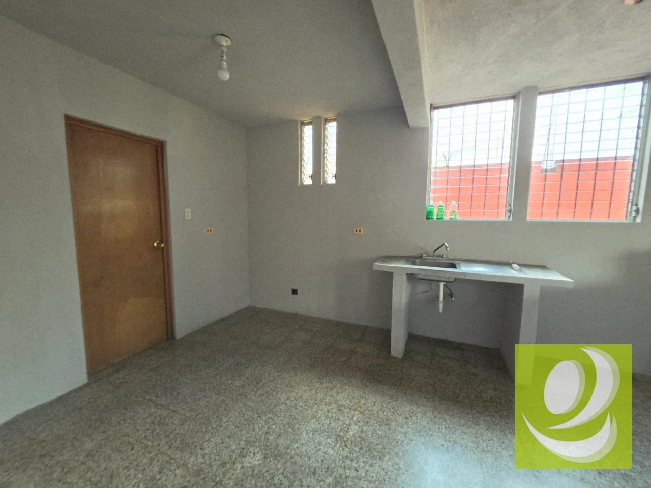 Casa Grande en Venta en Pinares de San Cristobal — Casa en Venta en Pinares de San Cristobal, Zona 8 Mixco, Guatemala, Ciudad — foto 7 de 14
