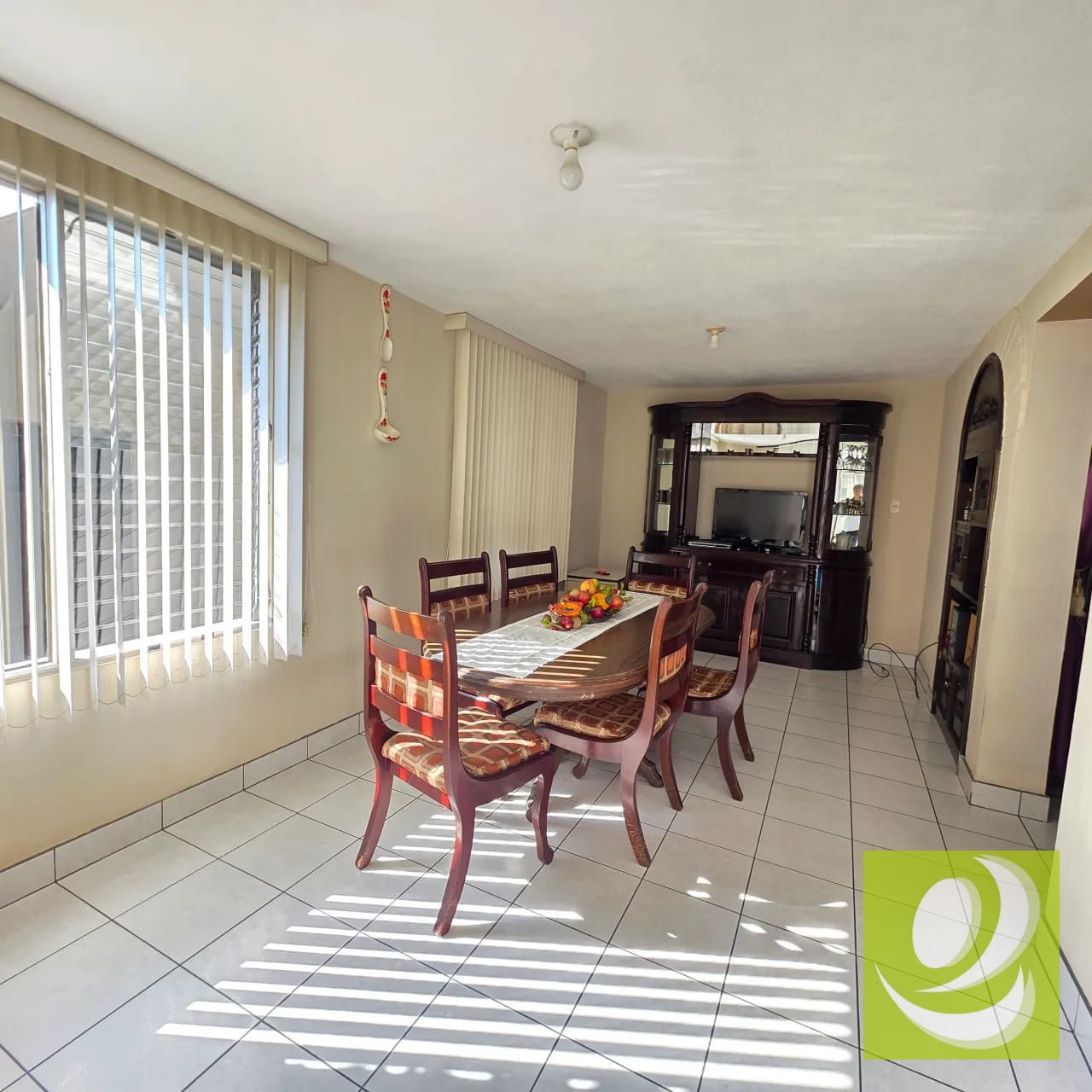 Casa Comercial en Venta en Valle del Sol, Zona 4 Mixco — Casa en Venta en Zona 4 Mixco, Guatemala, Ciudad — foto 2 de 5