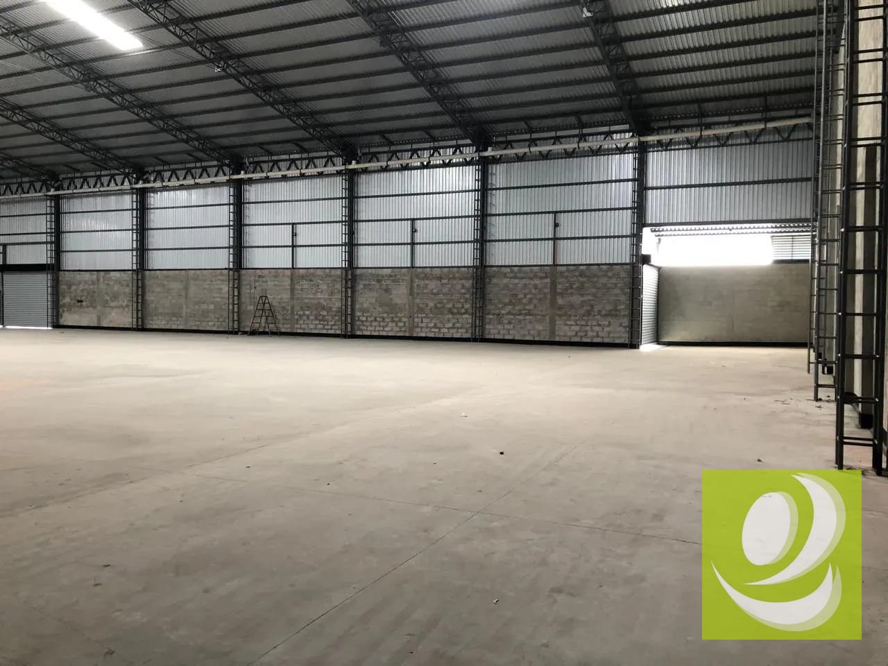 Se Renta Bodega Industrial Grande en Chimaltenango — Bodega / Ofibodega en Alquiler en San Andrés Itzapa, Chimaltenango — foto 6 de 7