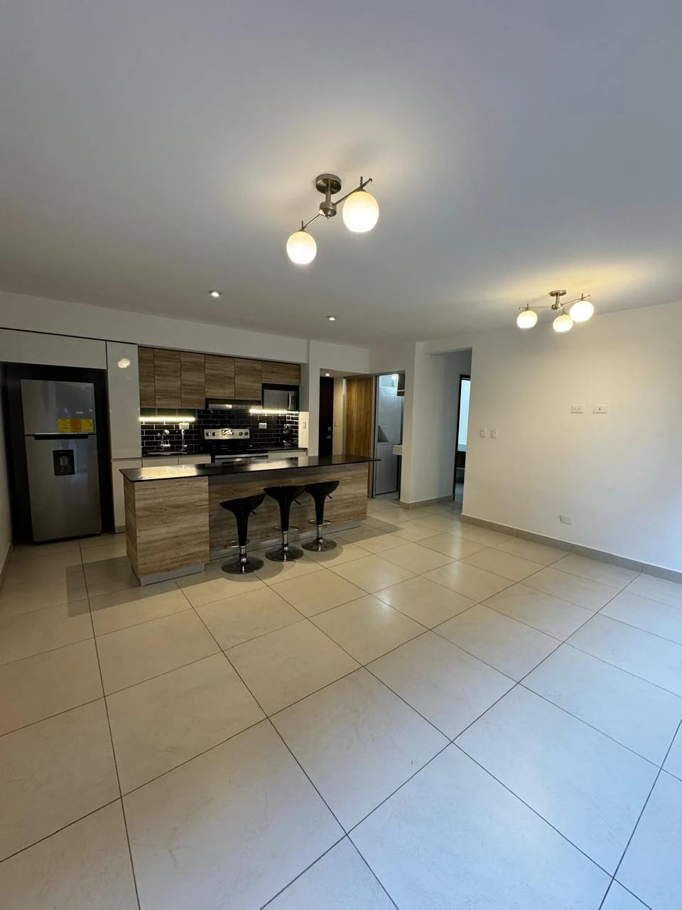 Z.14 Edificio BE14 Área de la Villa – Apto. en Venta en Primer Nivel con Jardín — Apartamento en Venta en Be14, Zona 14, Guatemala, Ciudad — foto 1 de 15