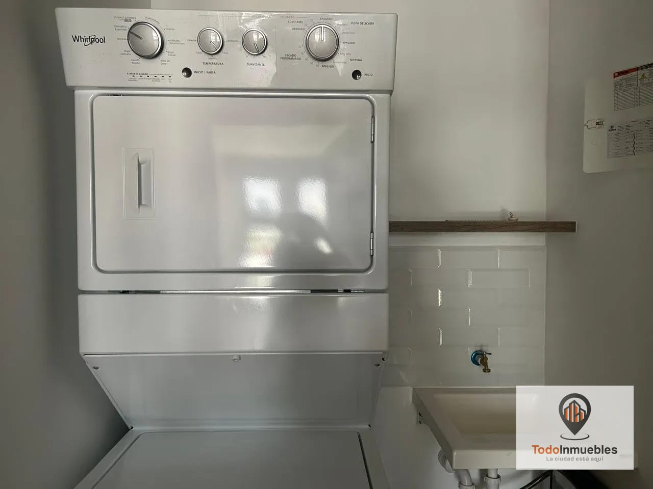 Apartamento en Renta en Atarah z10 — Apartamento en Alquiler en Atarah, Zona 10, Guatemala, Ciudad — foto 7 de 13