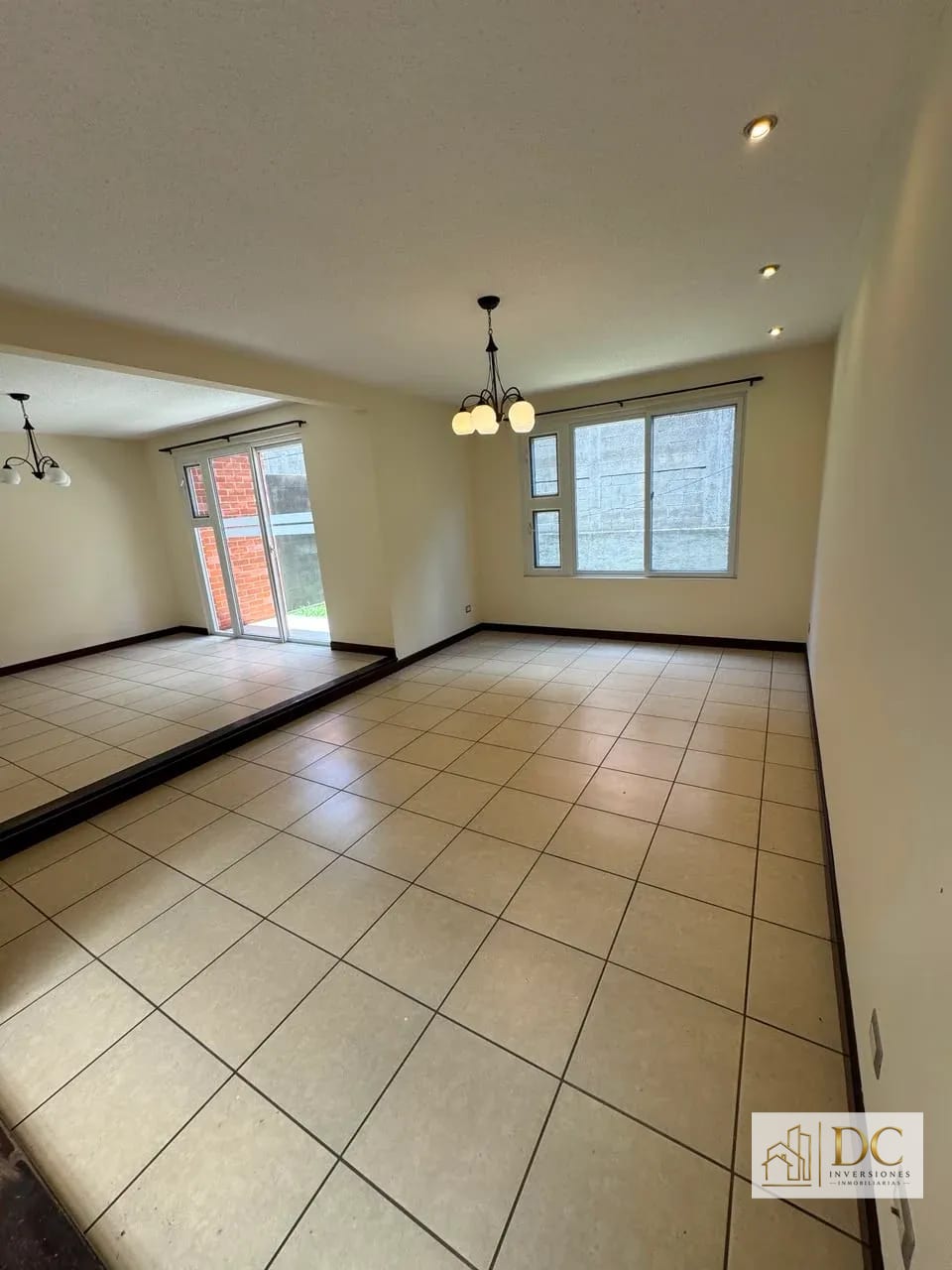 đ Casa en Renta â 3 Hab + JardĂn y Sala Familiar | Ensenada de San Isidro | Zona 16 â Casa en Alquiler en Ensenada de San Isidro, Zona 16, Guatemala, Ciudad â foto 1 de 17
