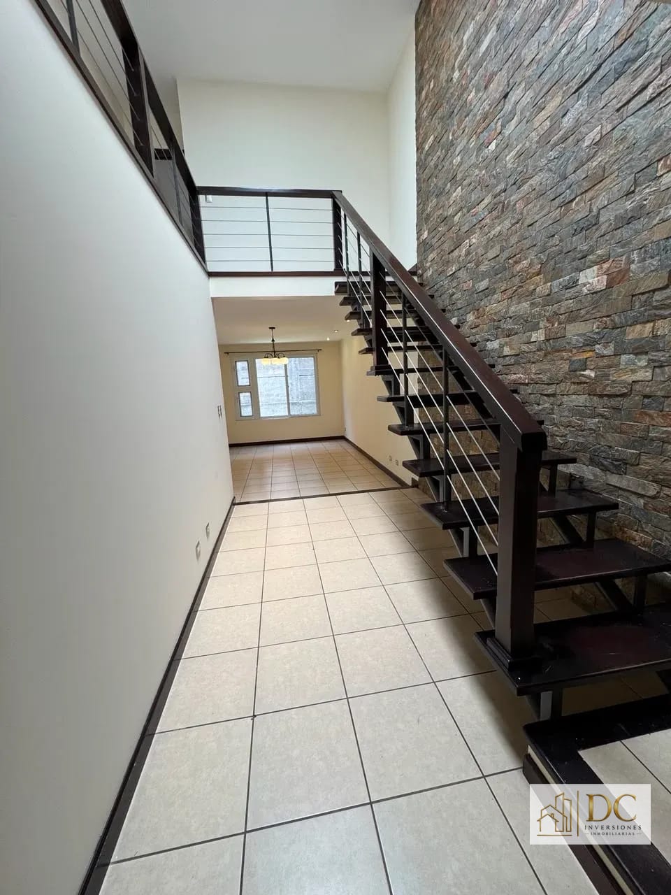 đ Casa en Renta â 3 Hab + JardĂn y Sala Familiar | Ensenada de San Isidro | Zona 16 â Casa en Alquiler en Ensenada de San Isidro, Zona 16, Guatemala, Ciudad â foto 15 de 17