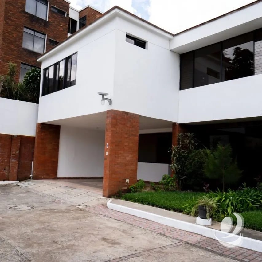 Casa en Venta KM 16.5 Carretera a El Salvador (OLMECA) — Casa en Venta en Carretera a El Salvador, Guatemala, Ciudad — foto 1 de 15