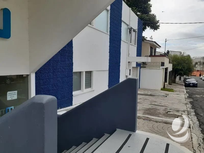 Edificio en Venta Zona 4 de Mixco, Guatemala — Edificio en Venta en Zona 4 Mixco, Guatemala, Ciudad — foto 1 de 8