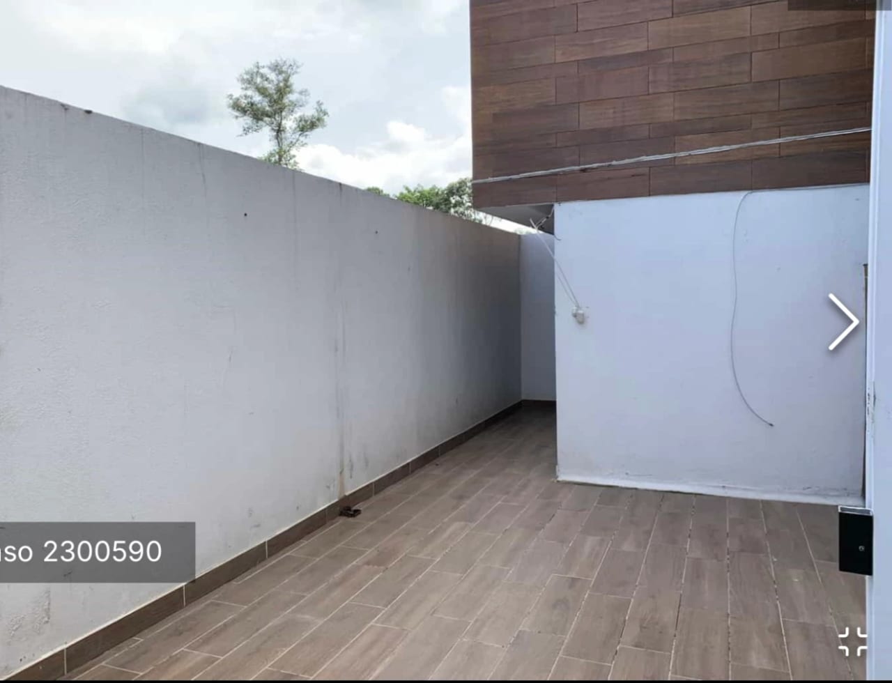 Vendo apartamento en Zona 16 REMATE BANCARIO EN NIVEL 1 CON JARDIN — Apartamento en Venta en senderos, Zona 16, Guatemala, Ciudad — foto 8 de 17