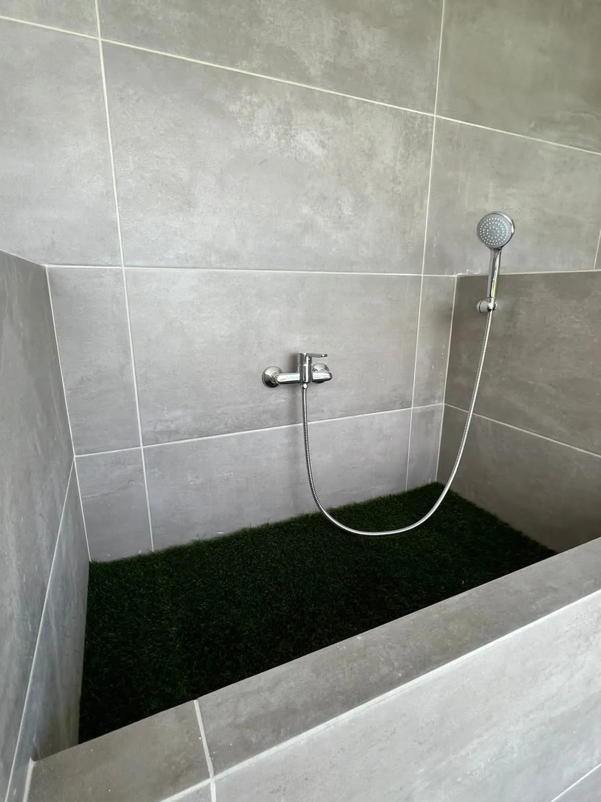 Rento apartamento en Zona 10 CERCA FONTABELLA EDIFICIO DE LUJO — Apartamento en Alquiler en Vasanta, Zona 10, Guatemala, Ciudad — foto 13 de 17