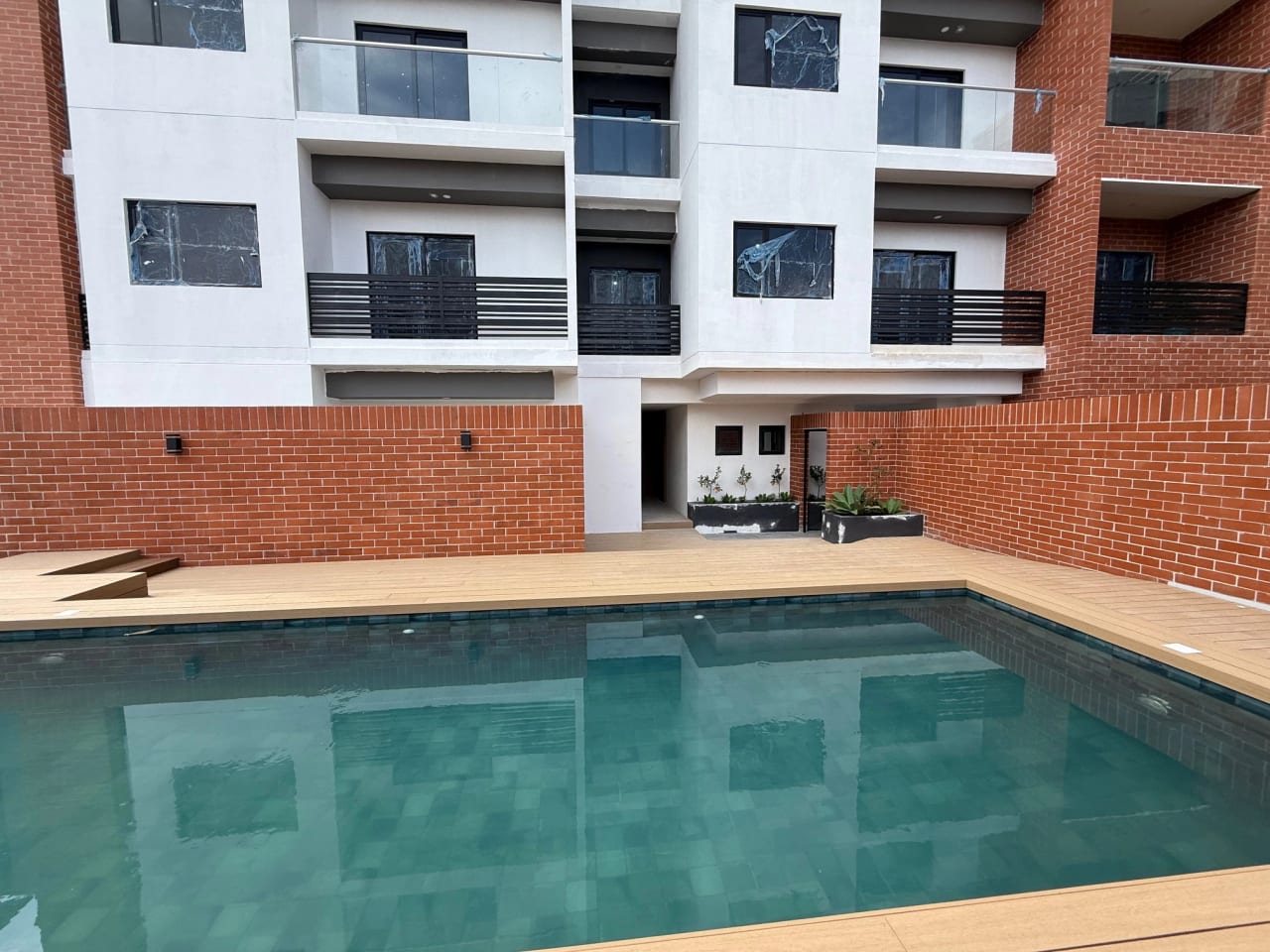 Venta de Apartamento en Zona 10 – Cerca de Diagonal 6, Edificio Nuevo — Apartamento en Venta en Neo Apartamentos, Zona 10, Guatemala, Ciudad — foto 2 de 17