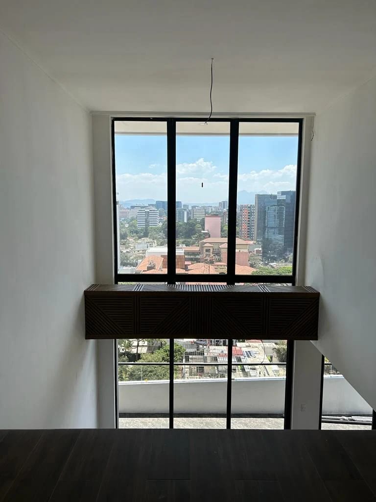 Rento apartamento en Zona 10 EDIFICIO DE LUJO CERCA DE FONTABELLA — Apartamento en Alquiler en Monád, Zona 10, Guatemala, Ciudad — foto 6 de 17