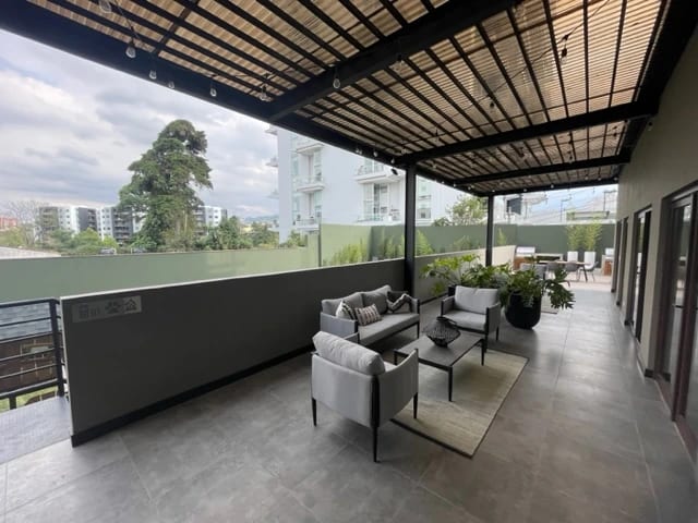 Rento apartamento en Zona 10 CERCA DE OAKLAND MALL — Apartamento en Alquiler en Marques de Oakland, Zona 10, Guatemala, Ciudad — foto 4 de 16