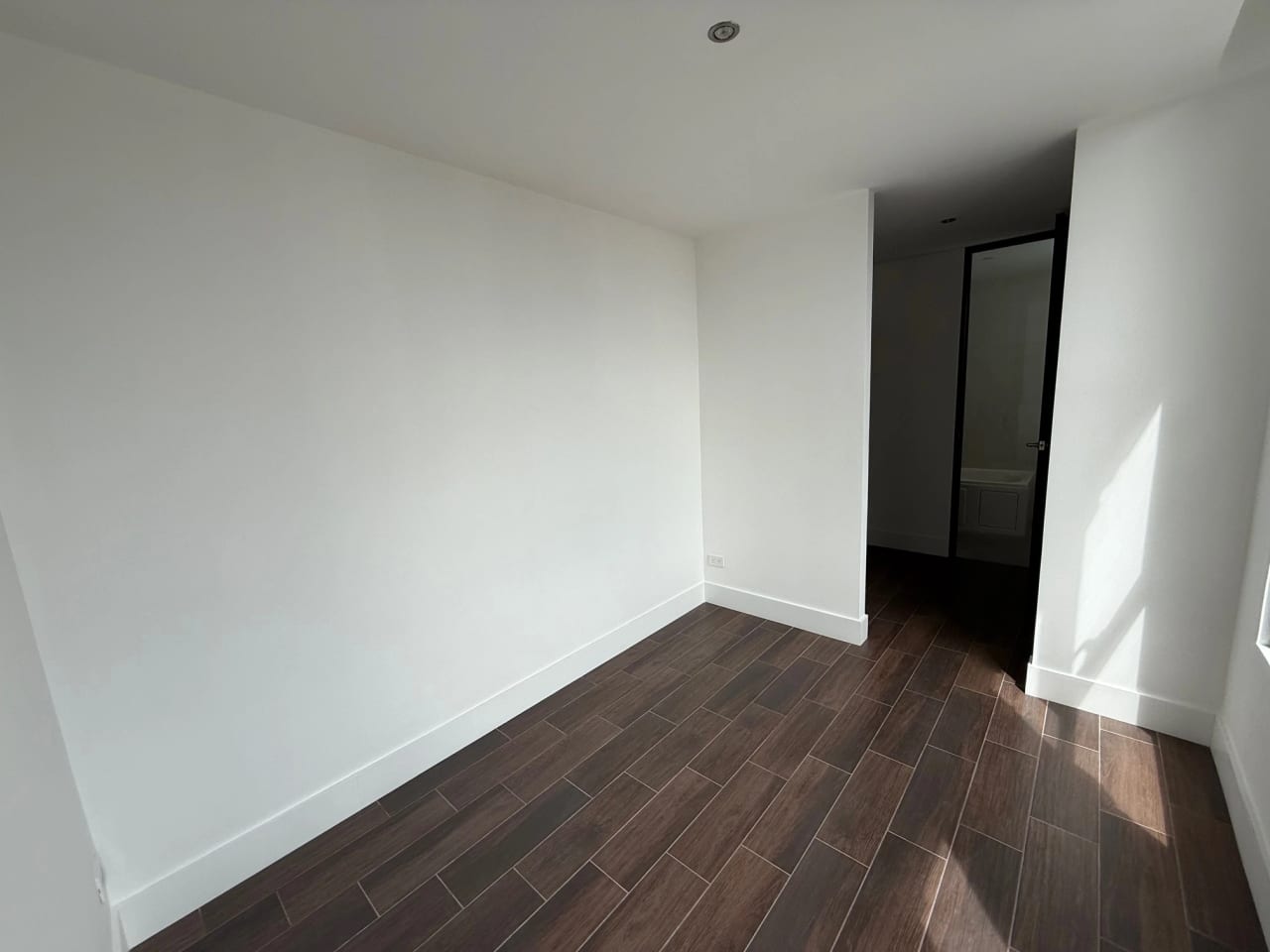 Vendo apartamento en Zona 13 AVENIDA LAS AMERICAS REMATE BANCARIO!! — Apartamento en Venta en Rosselló, Zona 13, Guatemala, Ciudad — foto 10 de 17