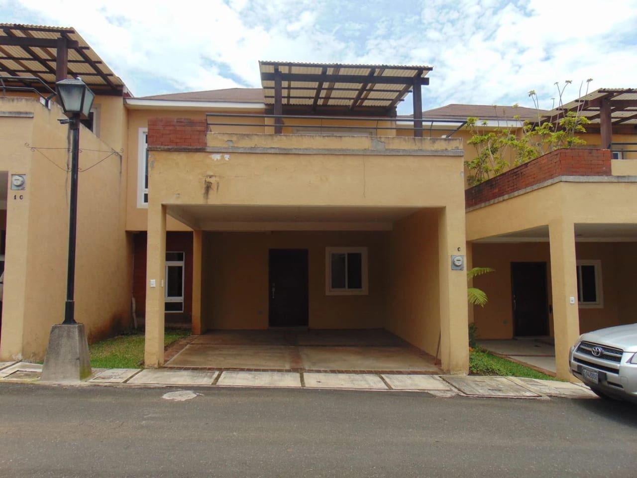 Vendo casa en Carretera a El Salvador Km. 16.5 ARRAZOLA REMATE BANCARIO!! — Casa en Venta en Bosques de Arrazola, Carretera a El Salvador, Guatemala, Ciudad — foto 8 de 16