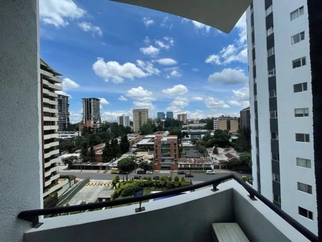 Rento apartamento en Zona 14 EDIFICIO CON PISCINA, GYM Y AREAS VERDES — Apartamento en Alquiler en Attica, Zona 14, Guatemala, Ciudad — foto 10 de 17