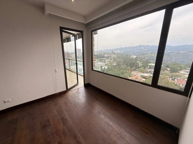 Rento Apartamento Tiffany 5ta Avenida — Apartamento en Alquiler en Tiffany 5ta Avenida, Zona 14, Guatemala, Ciudad — foto 11 de 17