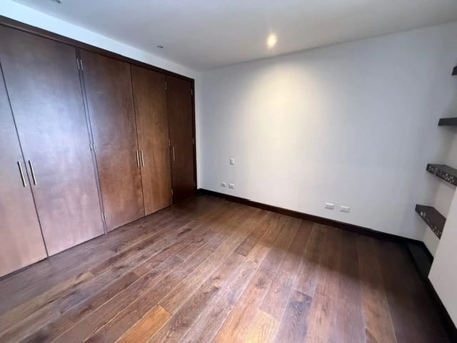 Rento Apartamento Tiffany 5ta Avenida — Apartamento en Alquiler en Tiffany 5ta Avenida, Zona 14, Guatemala, Ciudad — foto 13 de 17