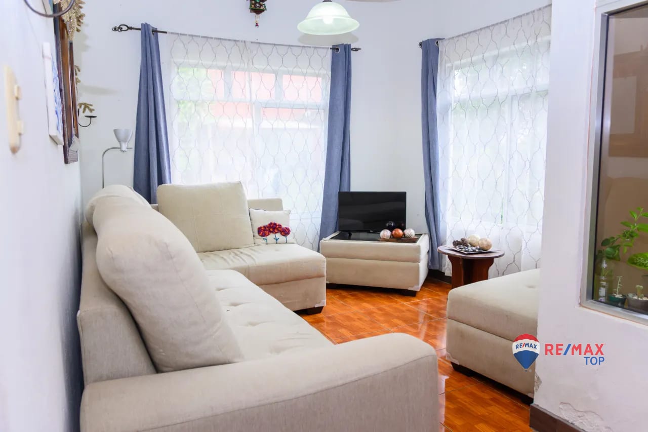 Casa de 2 Niveles en Exclusivo Residencial CACIC, Cobán, Alta Verapaz — Casa en Venta en Cobán, Alta Verapaz — foto 3 de 12