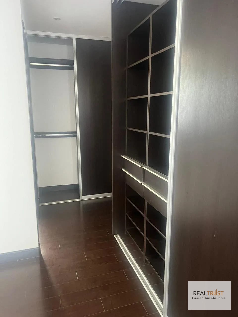 Apartamento Attica II en renta zona 14 — Apartamento en Alquiler en Zona 14, Guatemala, Ciudad — foto 3 de 17