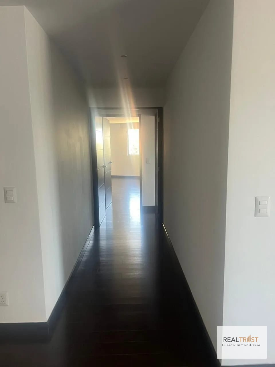 Apartamento Attica II en renta zona 14 — Apartamento en Alquiler en Zona 14, Guatemala, Ciudad — foto 4 de 17