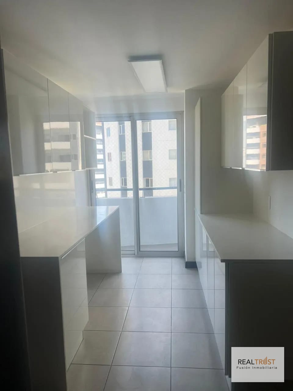 Apartamento Attica II en renta zona 14 — Apartamento en Alquiler en Zona 14, Guatemala, Ciudad — foto 8 de 17