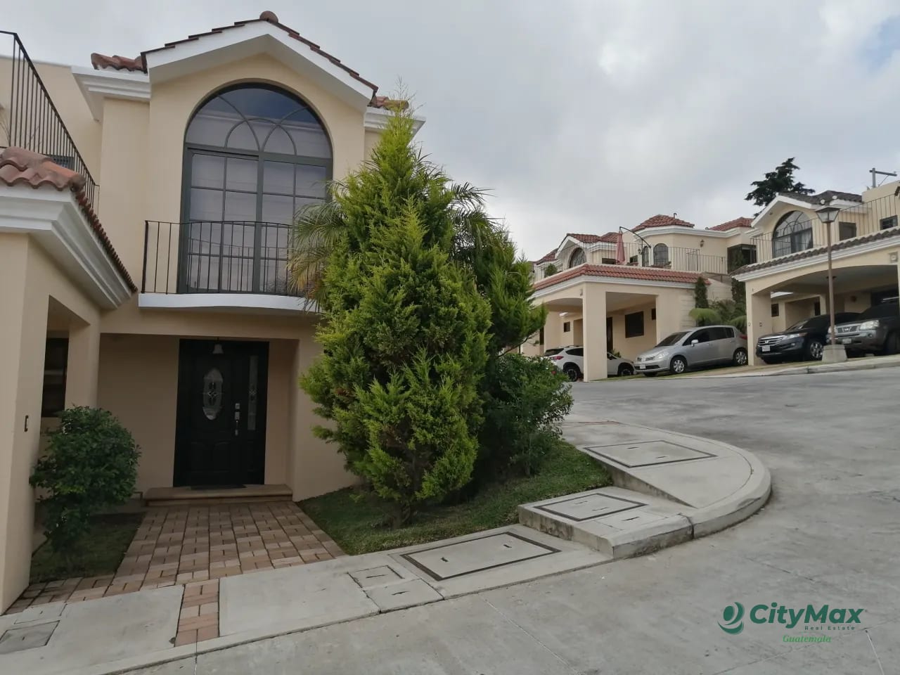 Casa en VENTA en Villas Suiza Zona 16 — Casa en Venta en Zona 16, Guatemala, Ciudad — foto 9 de 16
