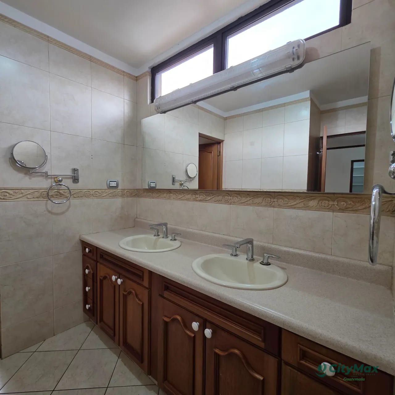 Penthouse en Venta zona 10 cerca de La Estación — Apartamento en Venta en Torre Castelar, Zona 10, Guatemala, Ciudad — foto 13 de 13
