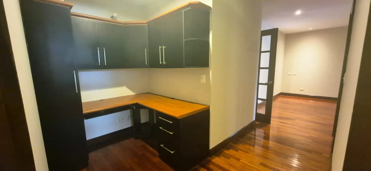 Apartamento en Alquiler Súper amplio en Zona 14 San Angel — Apartamento en Alquiler en San Ángel, Zona 14, Guatemala, Ciudad — foto 10 de 16