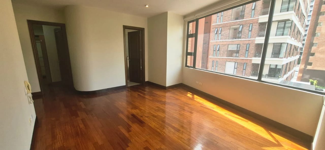 Apartamento en Alquiler Súper amplio en Zona 14 San Angel — Apartamento en Alquiler en San Ángel, Zona 14, Guatemala, Ciudad — foto 14 de 16