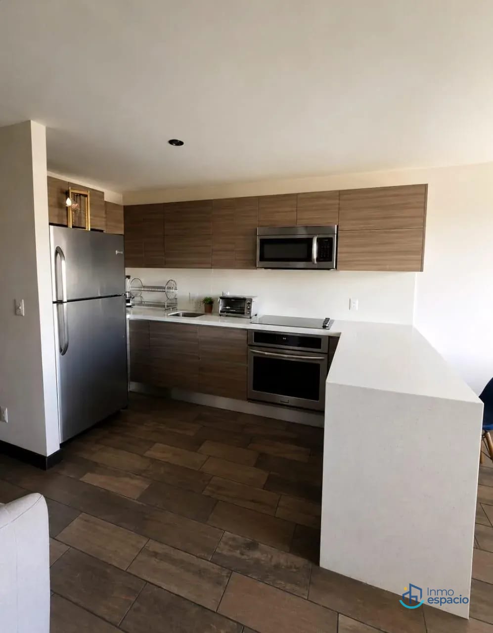 Apartamento en alquiler ubicado en Zona 10 — Apartamento en Alquiler en Verona, Zona 10, Guatemala, Ciudad — foto 9 de 17