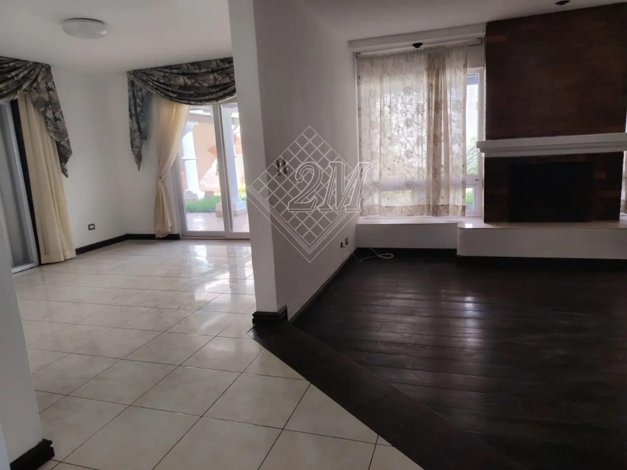CAES KM 19.4, Villas el Pinar, Atrás de Starbucks, Fraijanes, Casa en Venta — Casa en Venta en Villas del Pinar, Carretera a El Salvador, Guatemala, Ciudad — foto 2 de 15