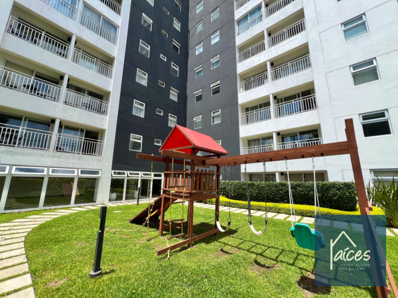 Apartamento Amueblado en Renta TORRE PAMPLONA 1a CALLE Zona 13 (*20) — Apartamento en Alquiler en Torre Pamplona 1ra Calle, Zona 13, Guatemala, Ciudad — foto 1 de 13