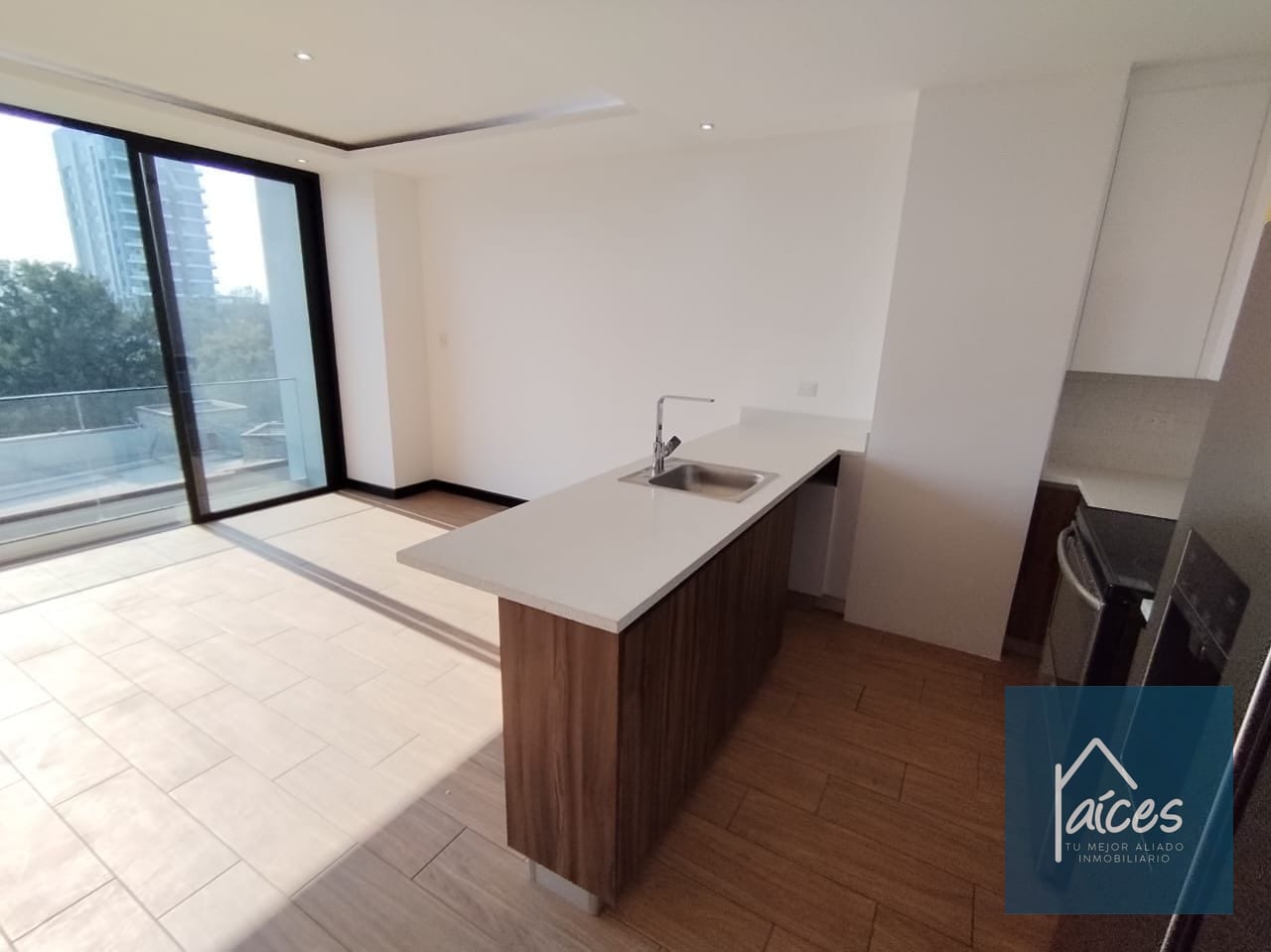 Apartamento en renta TORRE PRAGA Zona 15 (D) — Apartamento en Alquiler en Zona 15, Guatemala, Ciudad — foto 2 de 9