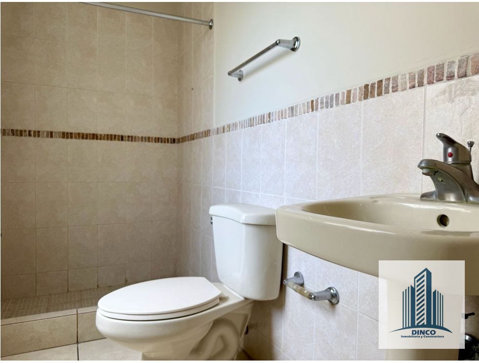 Vendo Casa En Condado El Naranjo - Z.4 de Mixco — Casa en Venta en Condado Naranjo, Zona 4 Mixco, Guatemala, Ciudad — foto 8 de 9