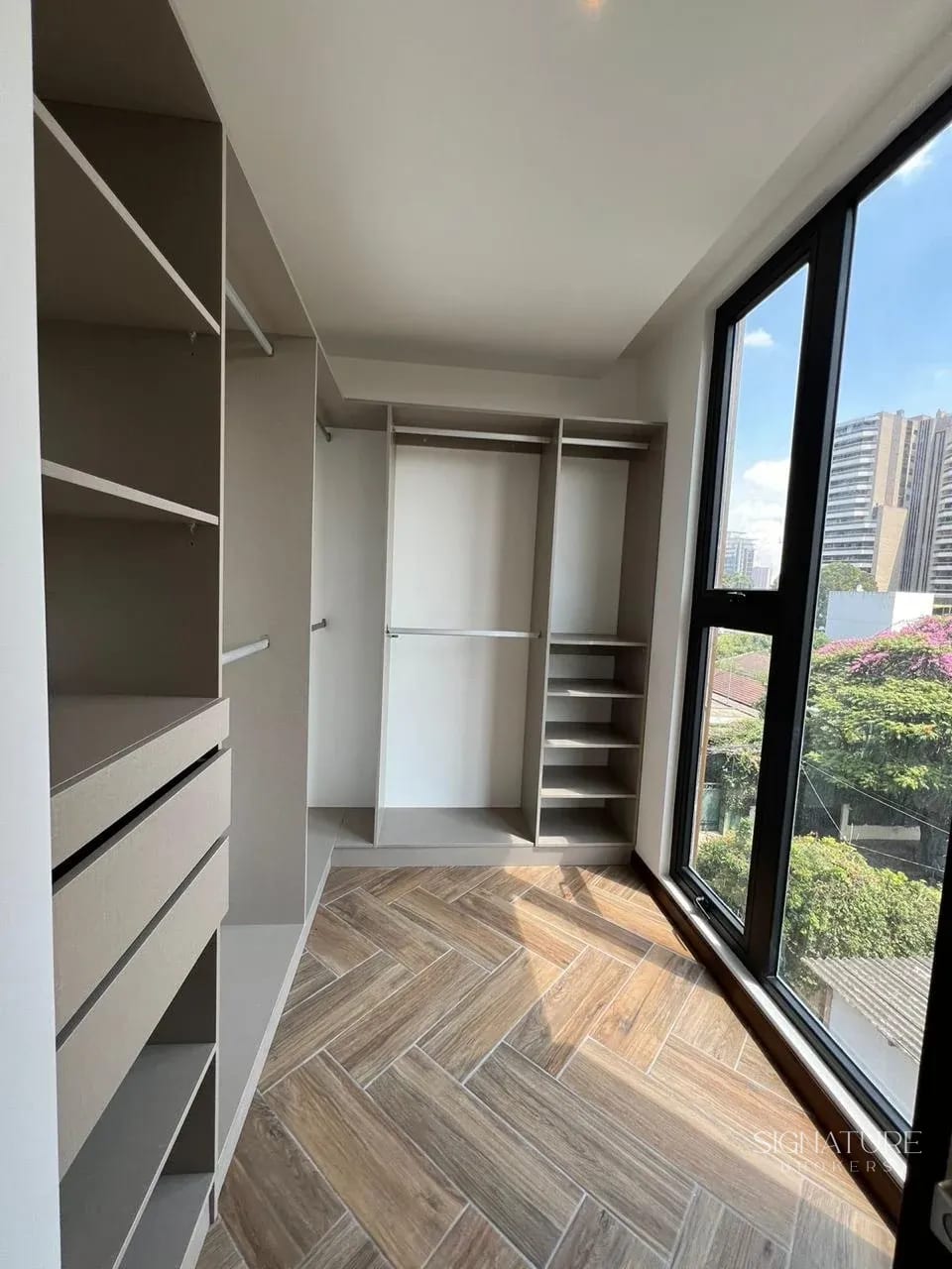 Apartamento en Renta en Naori - zona 10 — Apartamento en Alquiler en Zona 10, Guatemala, Ciudad — foto 8 de 12