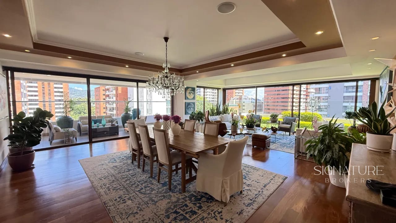 Apartamento en Venta con Jardínes - zona 14 — Apartamento en Venta en Gaudí, Zona 14, Guatemala, Ciudad — foto 2 de 10