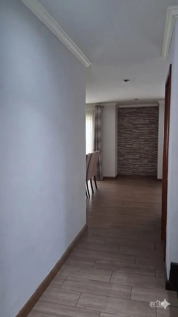 Bosques de La Fontana, zona 4 de Mixco. Venta de hermosa casa — Casa en Venta en Zona 4 Mixco, Guatemala, Ciudad — foto 2 de 14