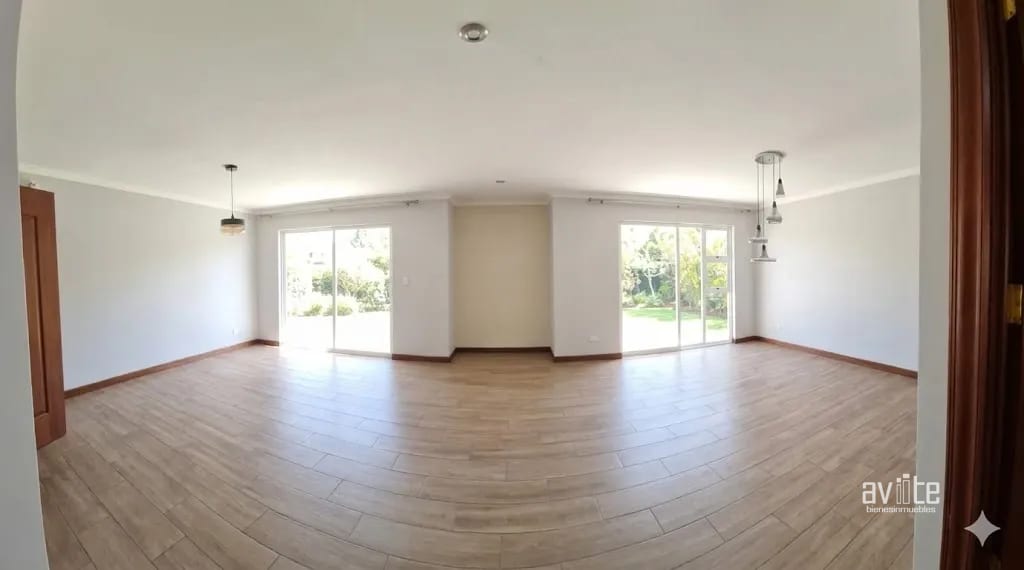 Bosques de La Fontana, zona 4 de Mixco. Venta de hermosa casa — Casa en Venta en Zona 4 Mixco, Guatemala, Ciudad — foto 5 de 14