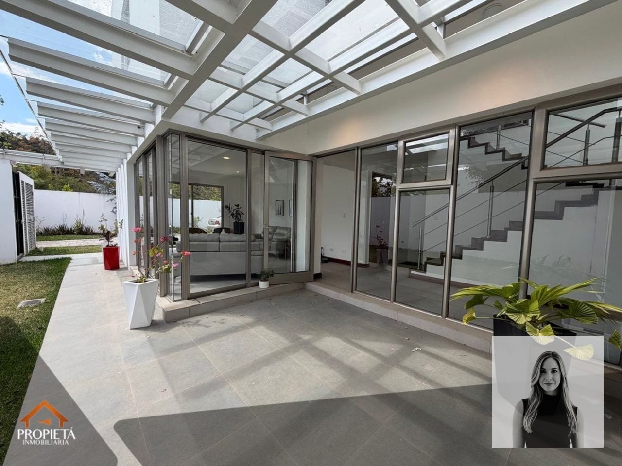 Venta/ Casa San José Pinula — Casa en Venta en San José Pinula, Guatemala, Ciudad — foto 2 de 17