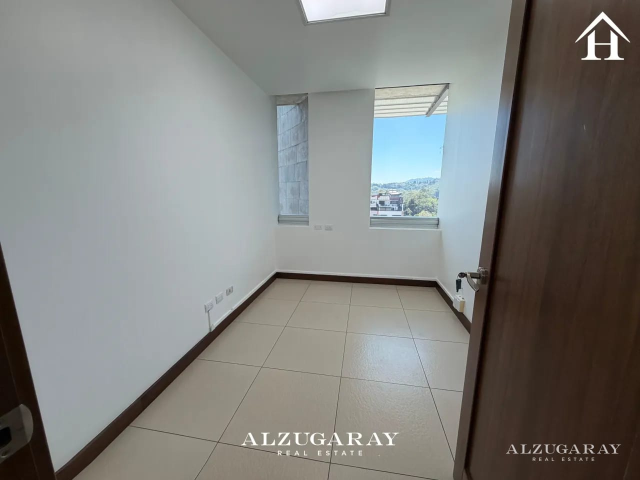 Oficina Amplia Zona 15 -200 M2 / Edificio Avante — Oficina en Alquiler en Avante, Zona 15, Guatemala, Ciudad — foto 12 de 12